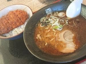麺屋はやたろう 原島店