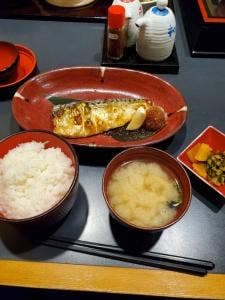 大漁活魚 ほうらい茶屋 長嶺店