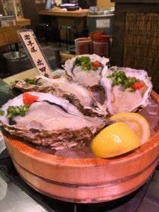 築地カキセンターカキ小屋 築地食堂