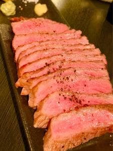 焼肉 炭聖 根津本店