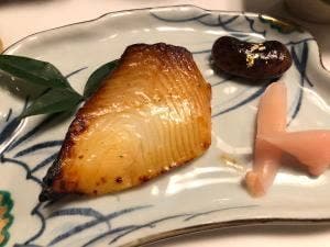 山本館