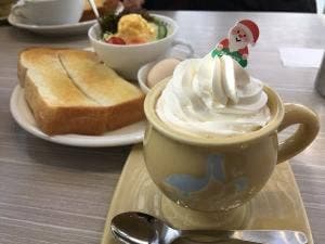 ベーカリーパーラー ペリカン 港当知店