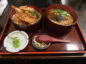 成木屋