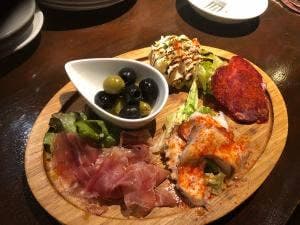 CHEF’S BAR