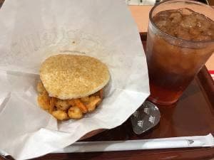 モスバーガー 三軒茶屋店