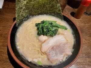 横浜家系ラーメン 金山家 本店