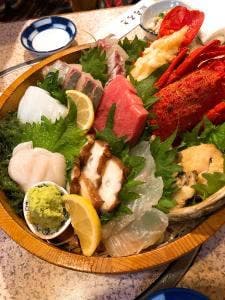 鮨うろこ
