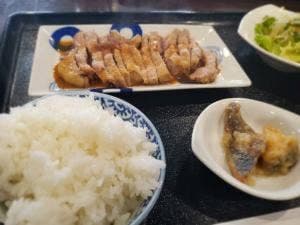 ごはん処 源平桃