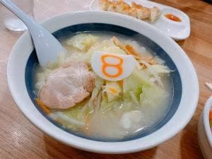 8番らーめん 新湊店