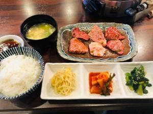 焼肉 二宮