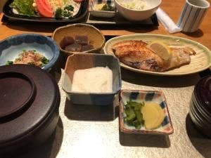 味処 大作