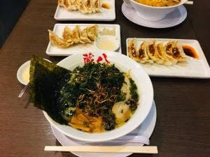 麺蔵八