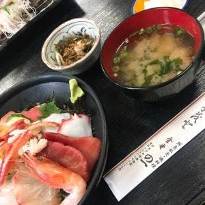 の一食堂