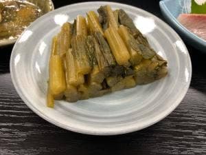 三河屋 食事処