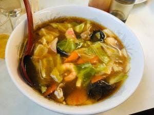 蓮山飯店
