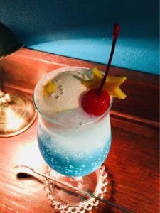 Andart 海と宇宙と鉱物とカフェ