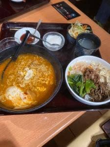 焼肉名門 アクウェルモール店