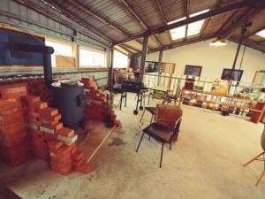 BORDERLESS LOUNGE