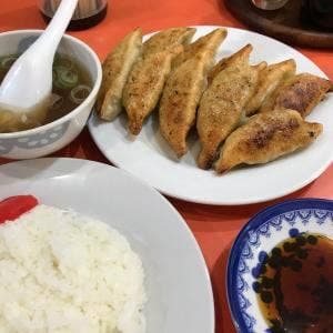 餃子会館 桜町支店