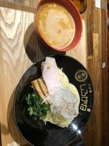 らぁ麺 しろがね スイス村店