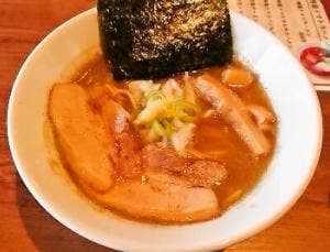 矢野口バル&ラーメン やのけん