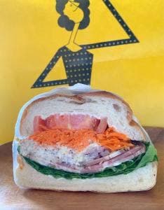 パンのトラ 半田店