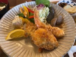 Cafe&Bar Blue Bee