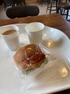 ベーカリーココラデ 上田店