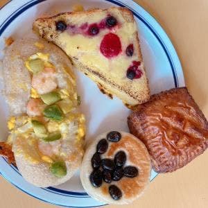 BAKERY Coneru 月寒店