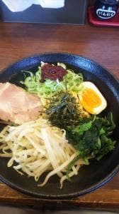 横浜ラーメン 弐七家 白根本店