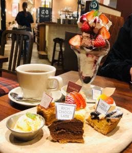 CafeDowney ゲートタワー店