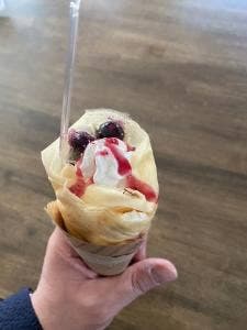 AoshimaCrepe 昭和町店