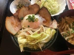 旬の肴と和風創作料理 つくしん房 元本郷町店