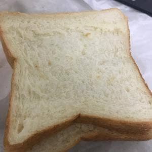 高級食パン専門店 アゴが落ちた