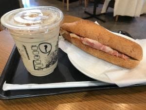 スターバックス コーヒー ミーナ天神店