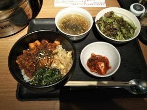 まめ牛 町田店