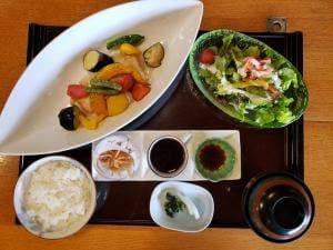 鉄板ダイニング ラパン