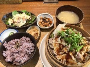 蒸し料理専門店 mus