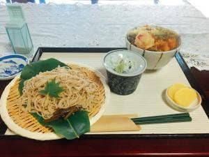 御そば ひな家 珍竹林