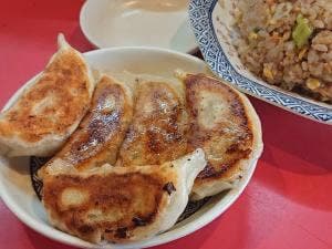 中央亭
