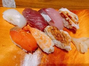 よしひら寿司