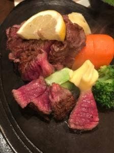 ステーキはうす 珍や 地行店