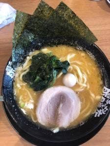 横浜家系ラーメン 町田商店 所沢店