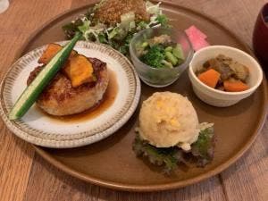こもれび食堂