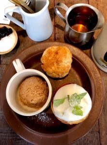 Tea room mahisa 岡本店