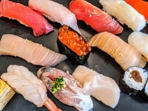 すしざんまい 湯島店