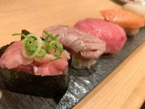 鮨 酒 肴 杉玉 伏見桃山