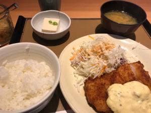 やよい軒 金沢駅西店