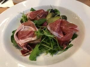 サラベス 名古屋店