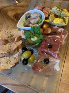 ワイン居酒屋 Van-Vino バンビーノ 青物横丁